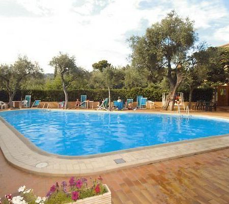 Casa Vacanze Orchidea Apartment Диано Марина Екстериор снимка