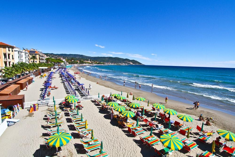 Casa Vacanze Orchidea Apartment Диано Марина Екстериор снимка