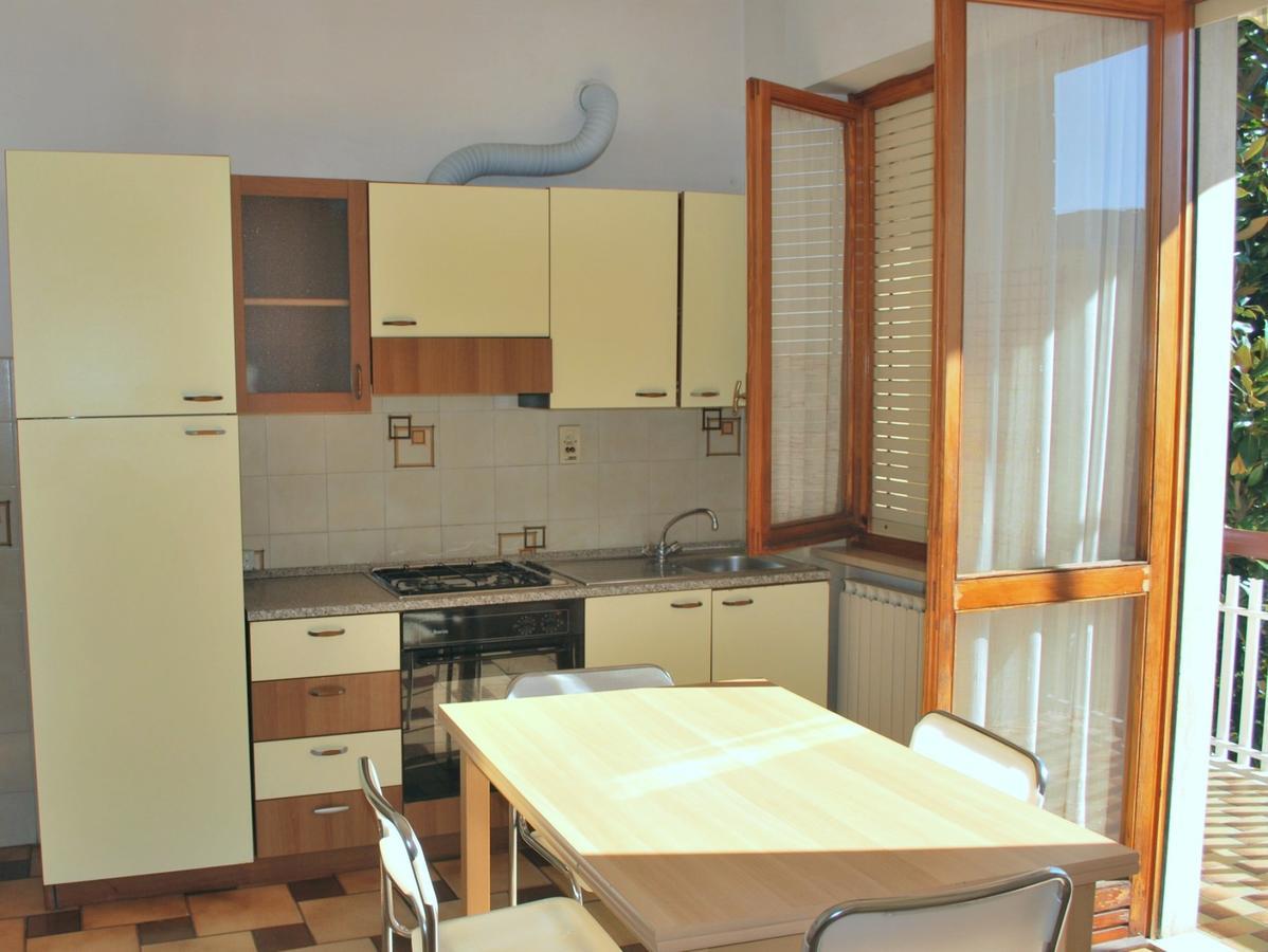Casa Vacanze Orchidea Apartment Диано Марина Екстериор снимка
